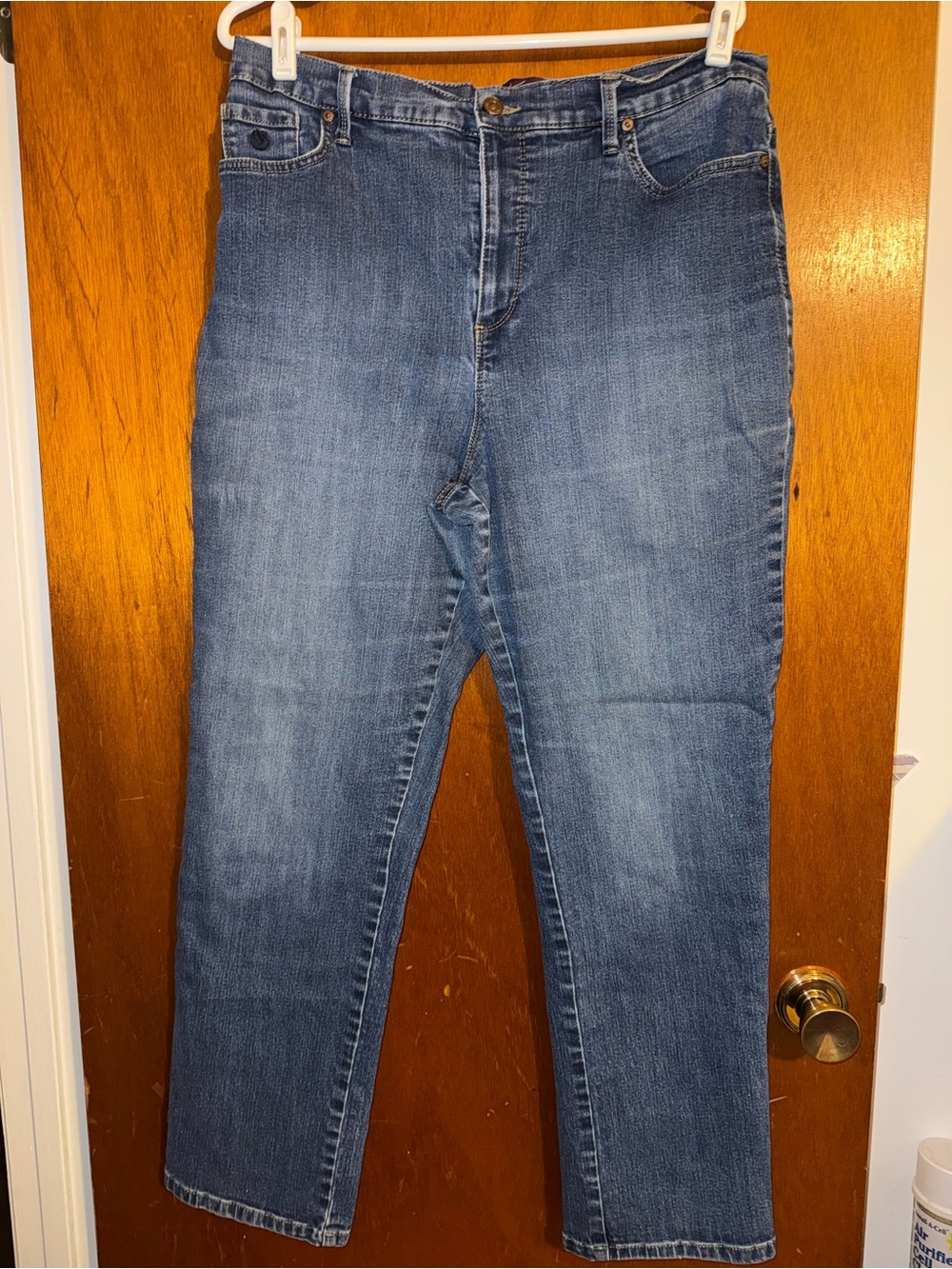 Gloria Vanderbilt Women's Straight Leg Jeans in Medium Blue
